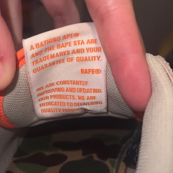 WORN TWICE AUTHETIC BAPE SHOES - Picture 11 of 11